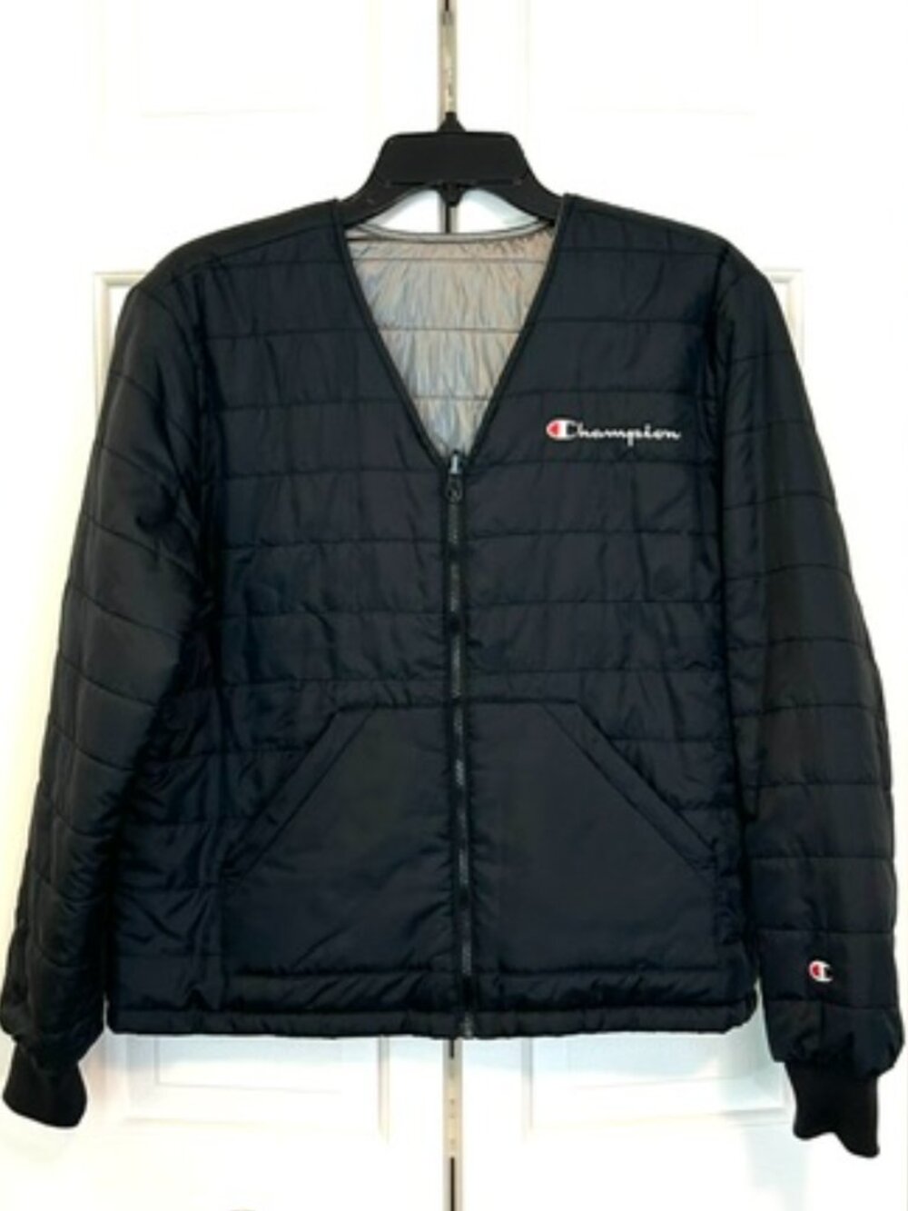 Champion EUC Unisex Medium Reversible Black Metallic Gray Puffer Jacket